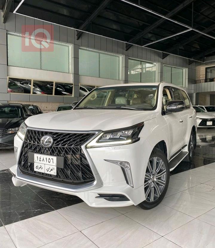 Lexus LX